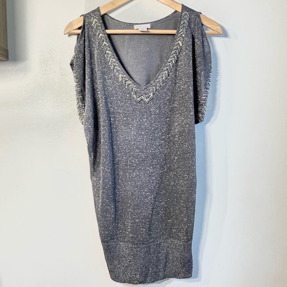 CACHE Blouse Silver‎ Beaded Metallic Cold Shoulder Tunic Sparkly Top Women’s XS